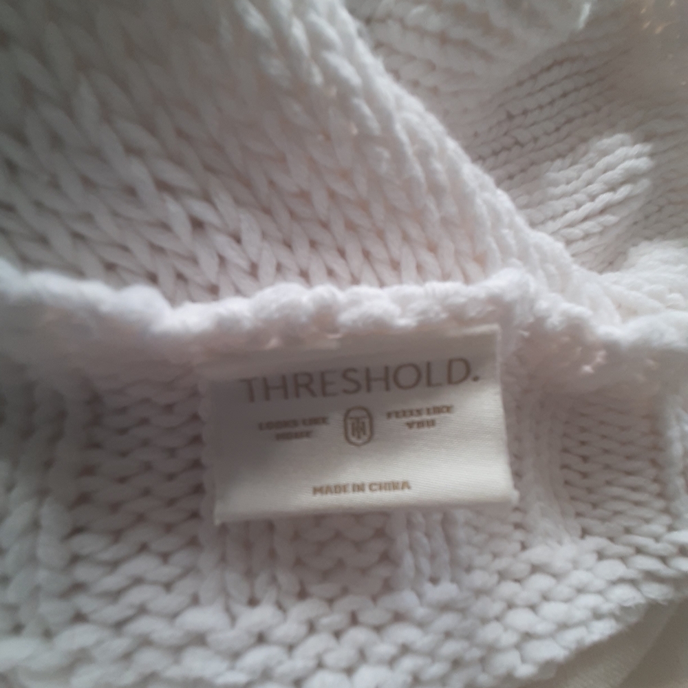 Threshold White Knit Blanket - Picture 4 of 4
